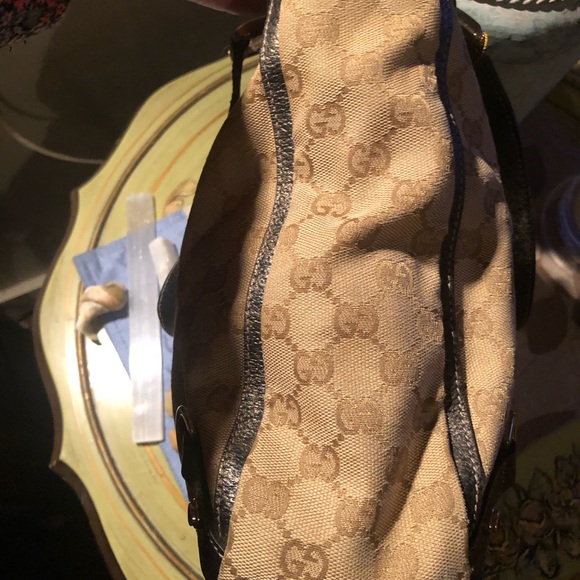 Authentic Gucci Shoulder bag/tote.  Rich beige tones with bronze tone trim.  EUC - Picture 3 of 16
